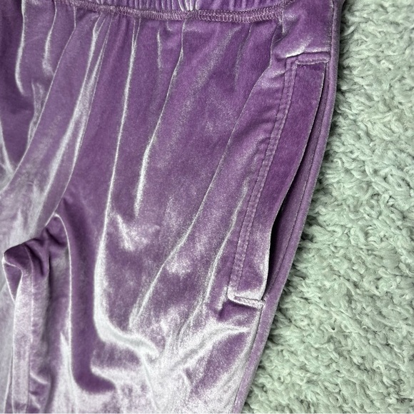 Fabletics Pants Womens Small Daria Luxe Velour Joggers Pockets Loungewear Active - Picture 3 of 4